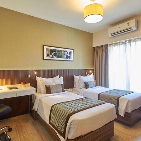 Residency Sarovar Portico Bombay Extérieur photo