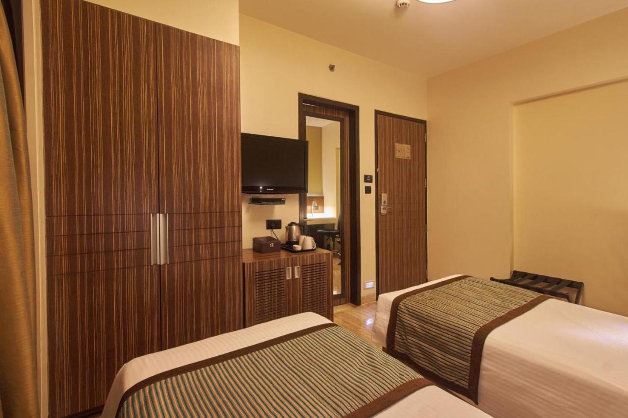 Residency Sarovar Portico Bombay Extérieur photo