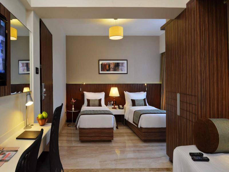 Residency Sarovar Portico Bombay Extérieur photo