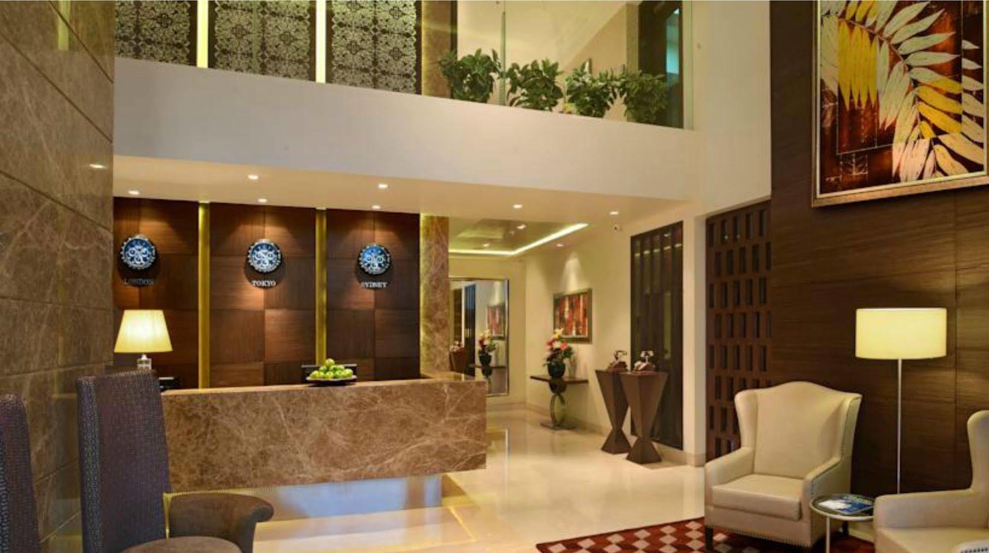 Residency Sarovar Portico Bombay Extérieur photo