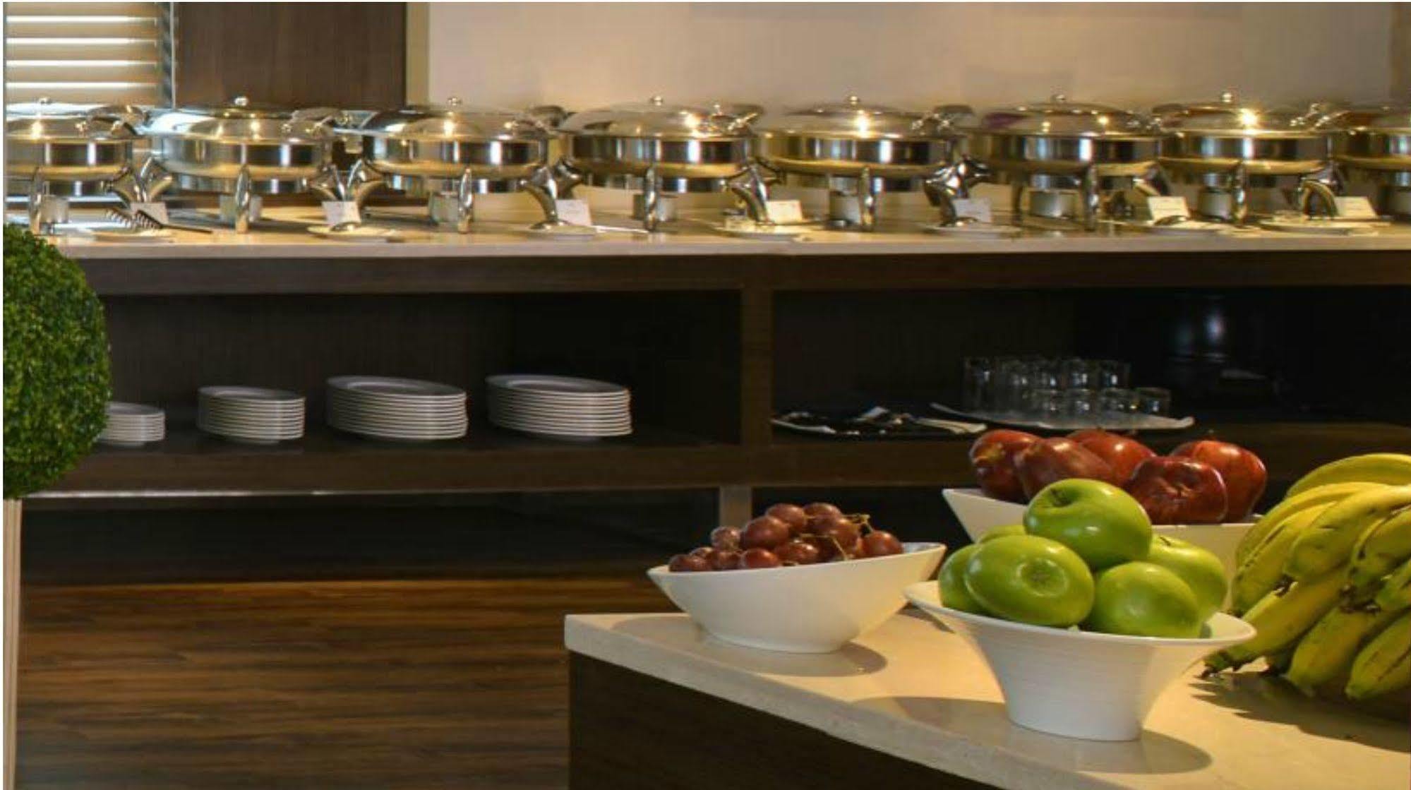 Residency Sarovar Portico Bombay Extérieur photo