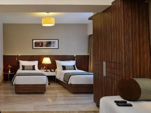 Residency Sarovar Portico Bombay Extérieur photo