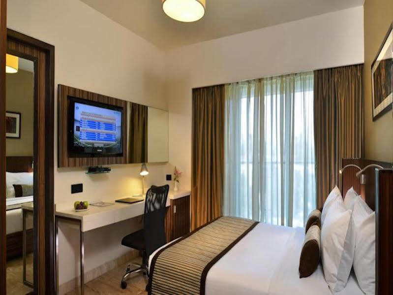Residency Sarovar Portico Bombay Extérieur photo